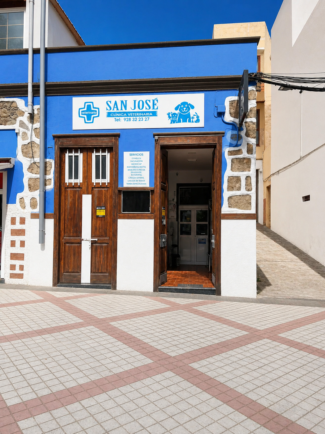 Fachada Clínica Veterinaria San José Las Palmas