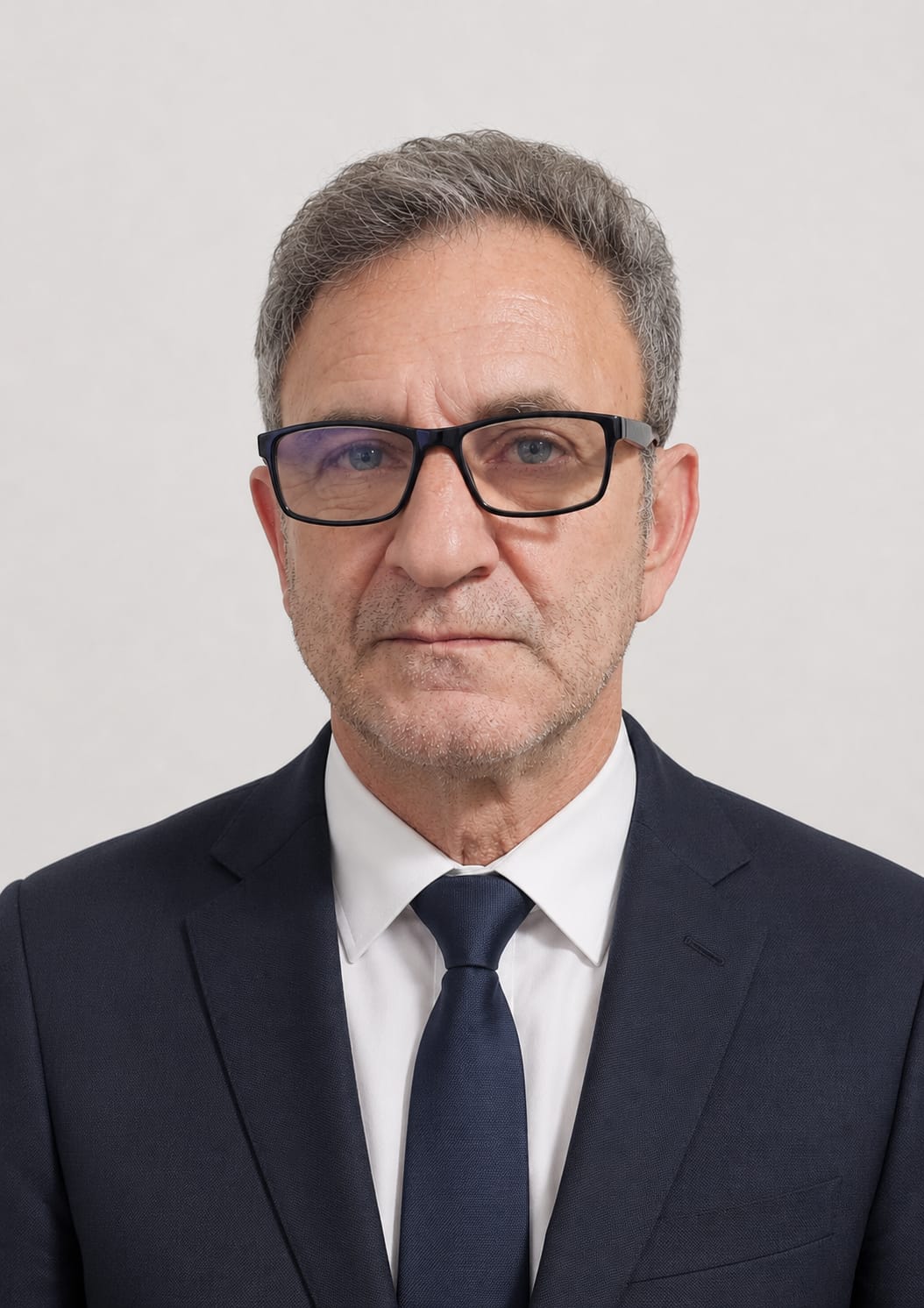 Dr. Pablo Álvarez Martínez - Veterinario Clínico